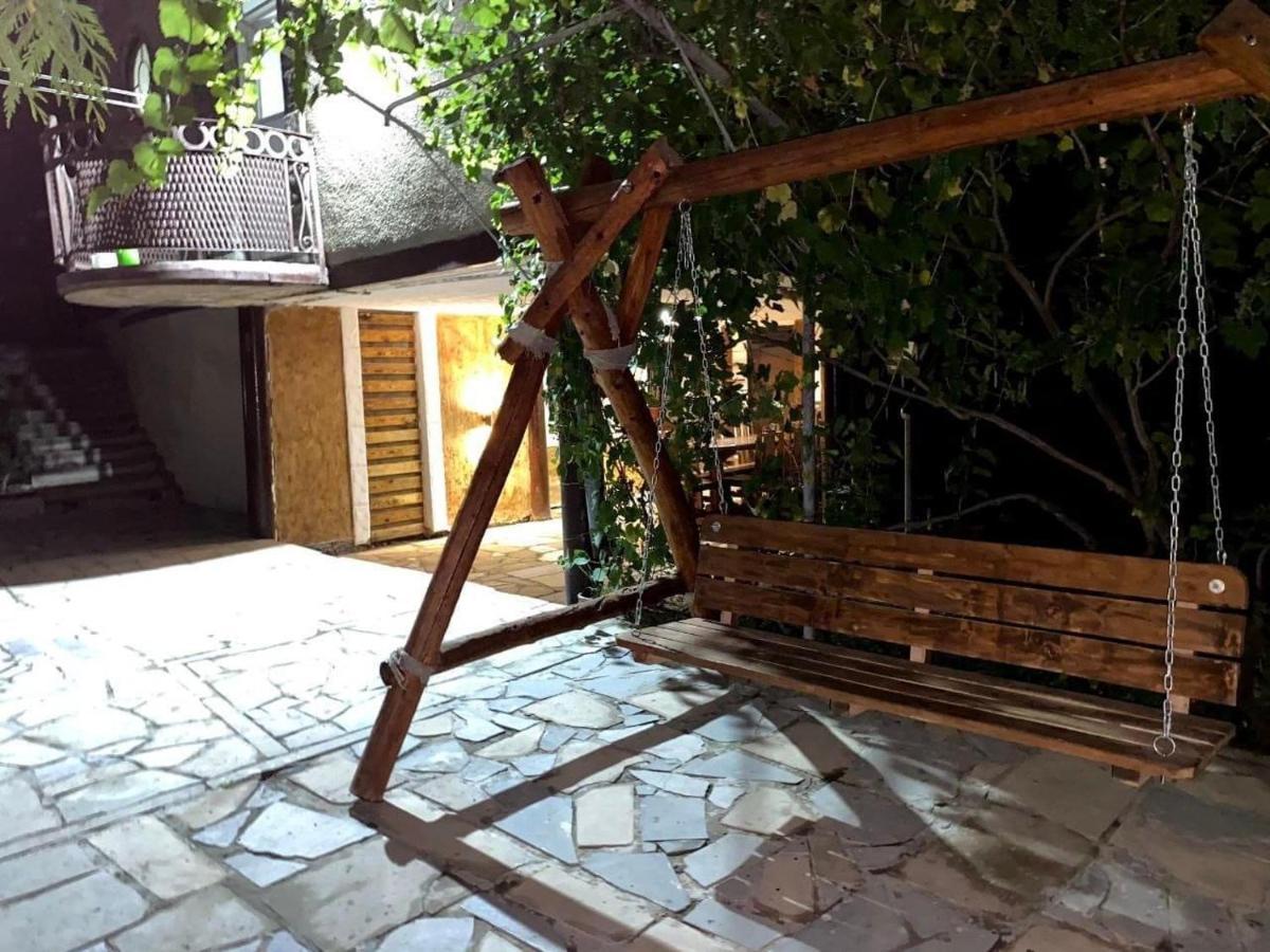 Elegaya Guest House Ijevan Luaran gambar