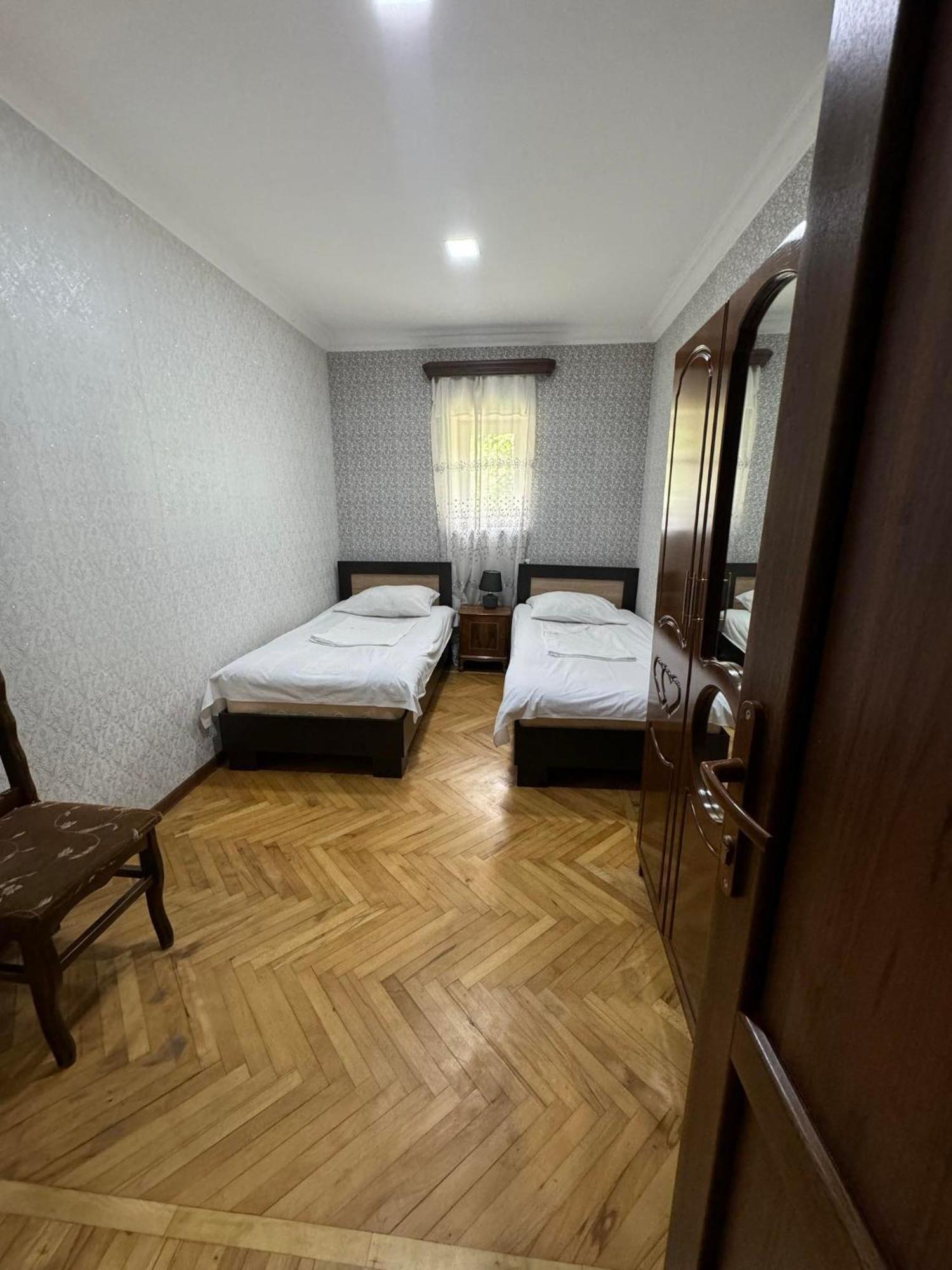 Elegaya Guest House Ijevan Luaran gambar