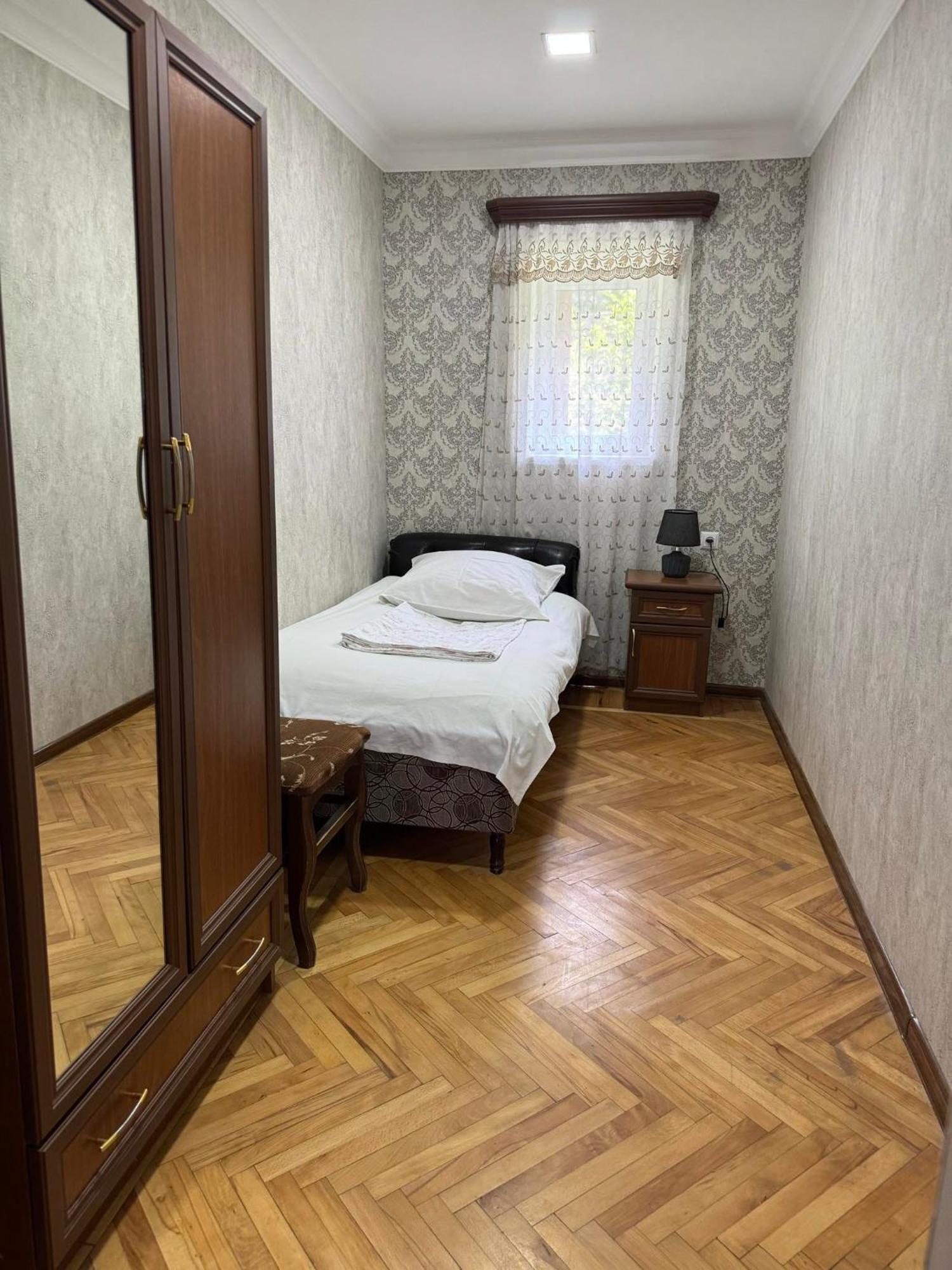 Elegaya Guest House Ijevan Luaran gambar